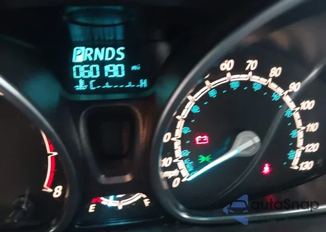 2014 Ford Fiesta Se z USA, uszkodzony, nr VIN 3FADP4BJ4EM234470